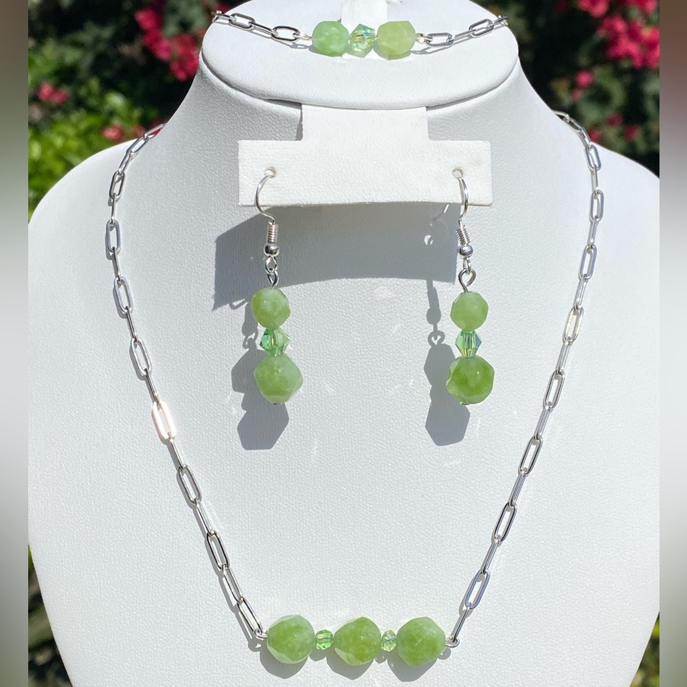 Faceted Peridot and ab crystal paperclip 3 piece set